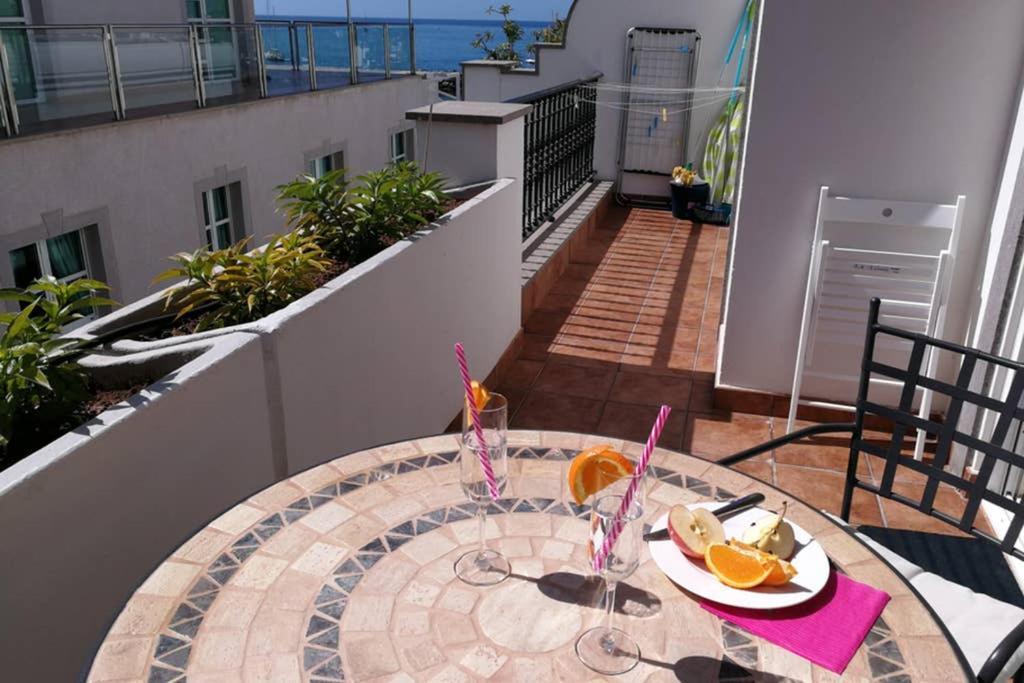 Schoene Wohnung Direkt Am Meer Mit Meerblick, Wlan Puerto De Mogan Exterior photo
